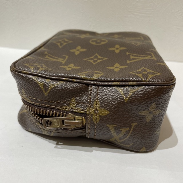 LOUIS VUITTON トゥルーストワレット18 コスメポーチ モノグラム