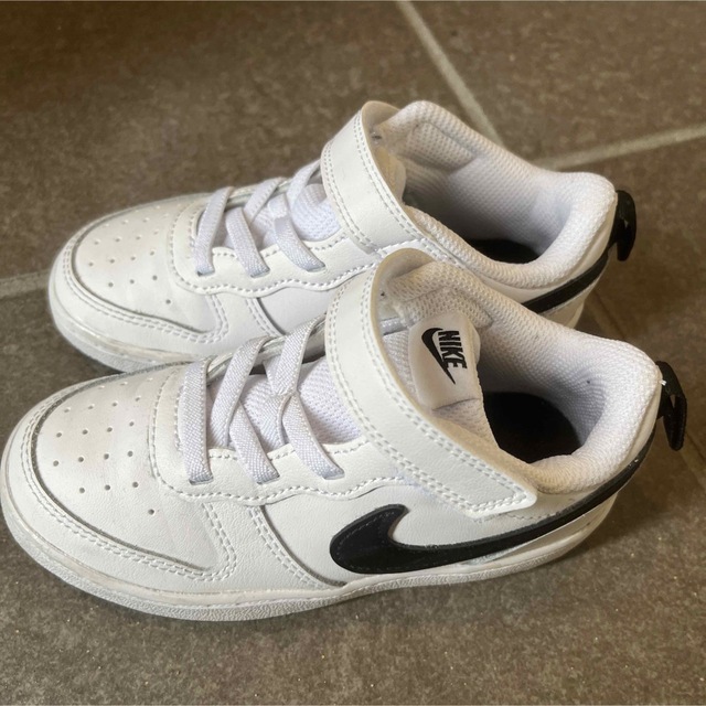 NIKE(ナイキ)のNIKEスニーカー　15㎝ キッズ/ベビー/マタニティのキッズ靴/シューズ(15cm~)(スニーカー)の商品写真