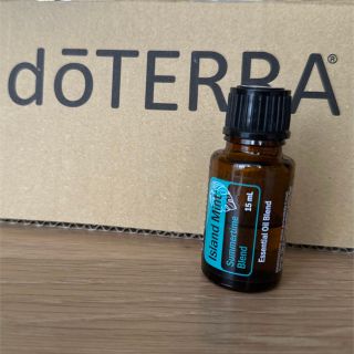 ドテラ(doTERRA)の【限定品残りわずか】doTERRA アイランドミント 2ml 非売品 特典あり♪(エッセンシャルオイル（精油）)