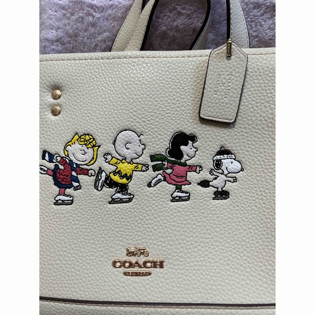 COACH(コーチ)の最終お値下げ　coach スヌーピー　2wayショルダー　 レディースのバッグ(ショルダーバッグ)の商品写真