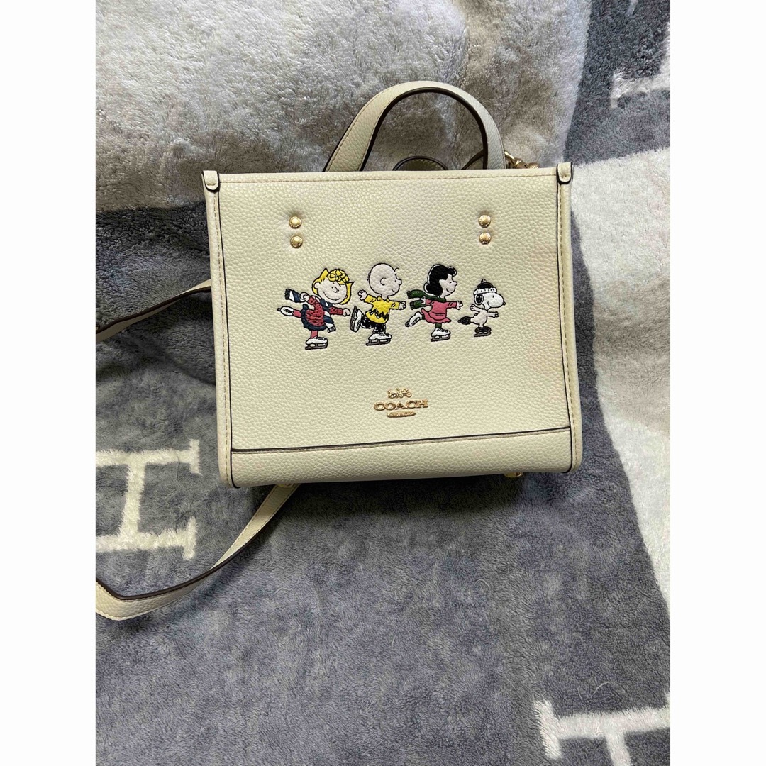 COACH(コーチ)の最終お値下げ　coach スヌーピー　2wayショルダー　 レディースのバッグ(ショルダーバッグ)の商品写真