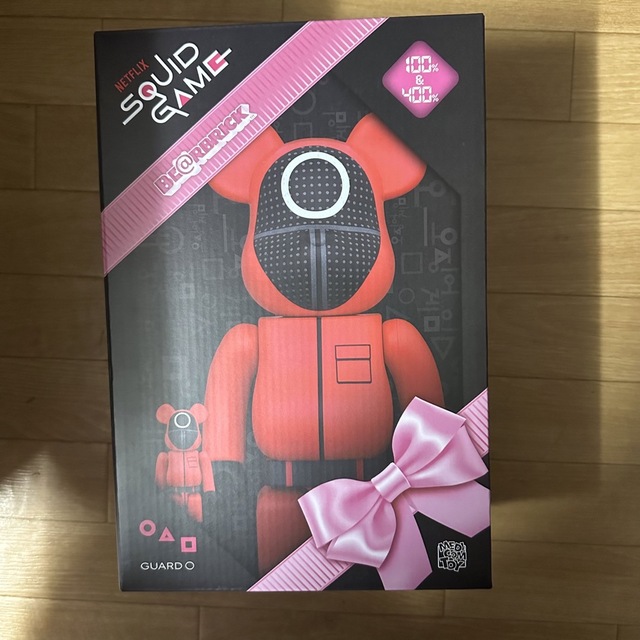 Bearbrick SQUID GAME GUARD “○”