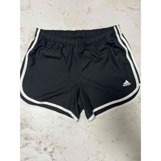 アディダス(adidas)のadidas ショートパンツ(ショートパンツ)