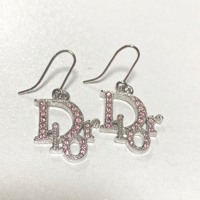 Christian Dior(クリスチャンディオール)のディオールピアス　ロゴピンク　D60764 レディースのアクセサリー(ピアス)の商品写真