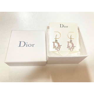 Christian Dior - ディオールピアス ロゴピンク D60764の通販 by 