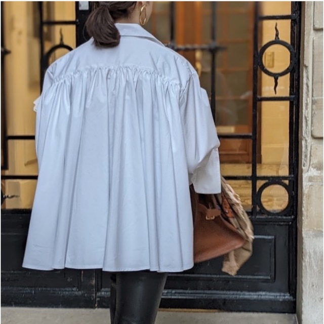新品未使用 alors paris アローパリ ジェラルディンブラウス 新品未使用 alors paris アローパリ ジェラルディンブラウス