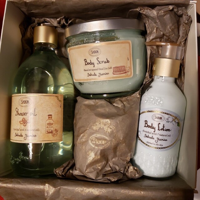 SABON デリケートジャスミン ボディスクラブ シャワーオイル ボディ