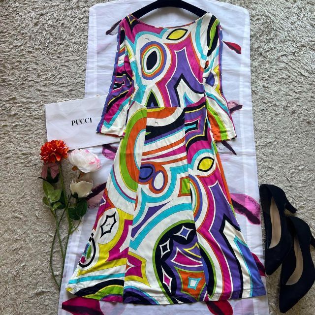 すぐ発送可能! 【美品】EMILIO PUCCI プッチ柄膝丈ワンピース 七分袖