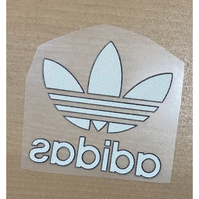 adidas(アディダス)のアディダスオリジナル アイロンシート ハンドメイドのハンドメイド その他(その他)の商品写真