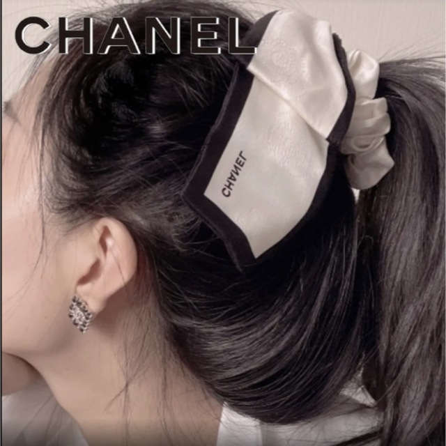 CHANEL(シャネル)の〜最終お値下げ〜☆新品☆ CHANEL シュシュ レディースのヘアアクセサリー(ヘアゴム/シュシュ)の商品写真