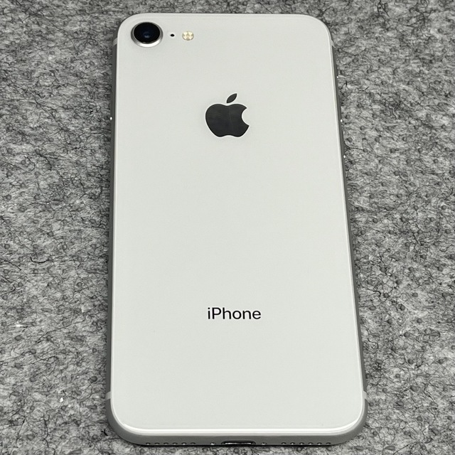 Apple iPhone8 64GB シルバー　SIMフリー　箱有り