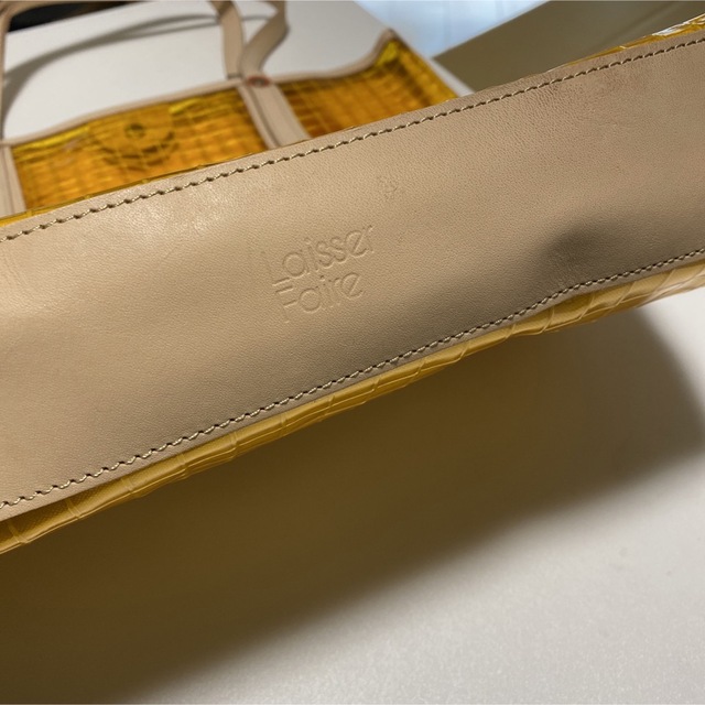 ⚪︎Laisser Faire レッセフェール ビニールトートバッグ レディースのバッグ(トートバッグ)の商品写真