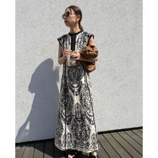 アメリヴィンテージ(Ameri VINTAGE)のAmeri DAMASK EMBROIDERY LINEN DRESS(ロングワンピース/マキシワンピース)