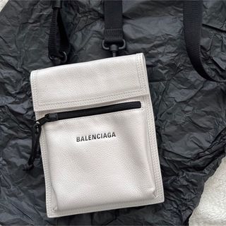 BALENCIAGAエクスプローラスモールポーチ新品♬