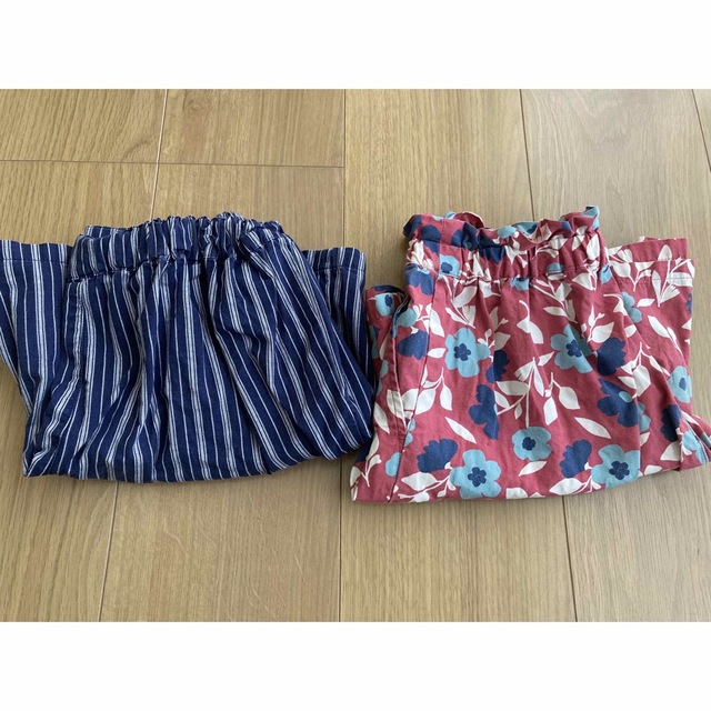 UNIQLO(ユニクロ)のユニクロ　140 まとめ売り キッズ/ベビー/マタニティのキッズ服女の子用(90cm~)(パンツ/スパッツ)の商品写真