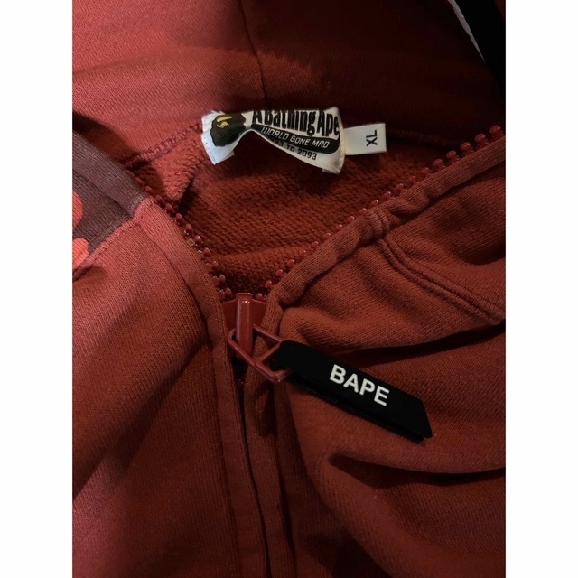 激レアXL!BAPEカラーカモジャイアントシャークパーカー赤迷彩 【特価