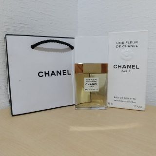 シャネル(CHANEL)のシャネル  アン フルール ドゥ シャネル  オード トワレ  35ml(ボトル・ケース・携帯小物)