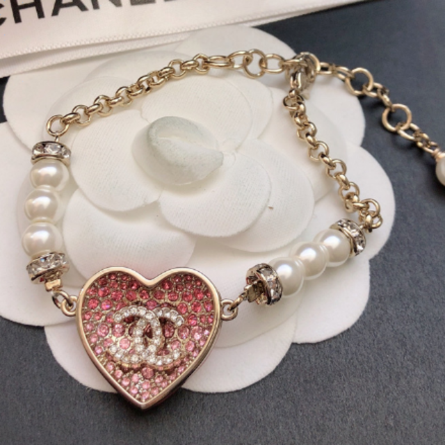 美品❁CHANEL ブレスレット ファッション 3360円引き www.fenix