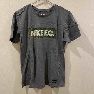 ナイキ(NIKE)のレア！ NIKE FC チャコールグレー Tシャツ s(Tシャツ/カットソー(半袖/袖なし))