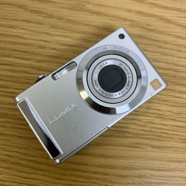 Panasonic(パナソニック)のPanasonic デジタルカメラ LUMIX DMC-FC3 スマホ/家電/カメラのカメラ(コンパクトデジタルカメラ)の商品写真