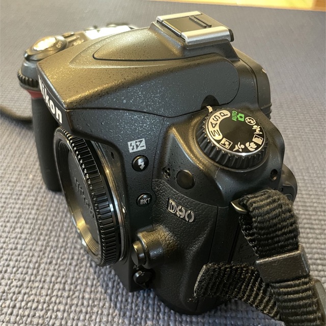 Nikon D90 18-105mmレンズセット(日にちリセットされます) 限定