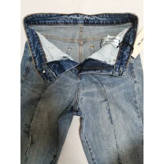 ☆新品・メンズ☆【VAL KRISTOPHER】デニムパンツ 30 ダメージ加工の