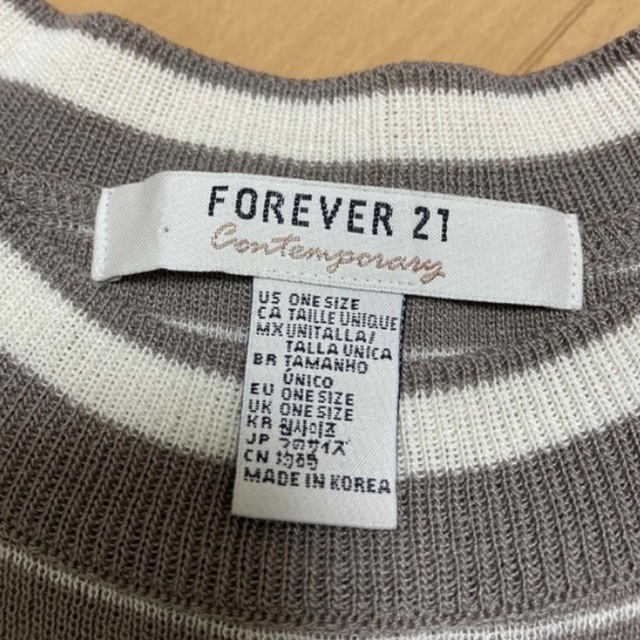 FOREVER 21(フォーエバートゥエンティーワン)のforever21シャツ レディースのトップス(シャツ/ブラウス(半袖/袖なし))の商品写真