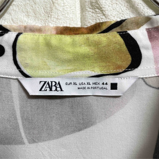 ZARA(ザラ)のZARA ザラ　半袖総柄シャツ　派手　メンズXLサイズ メンズのトップス(シャツ)の商品写真