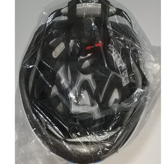 Giant(ジャイアント)の新品 GIANT.ヘルメット スポーツ/アウトドアの自転車(その他)の商品写真