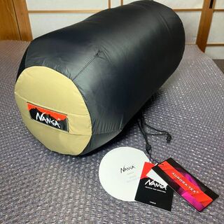 ナンガ(NANGA)の新品格安 NANGA ナンガ シュラフ 寝袋 1000DX ベージュ(寝袋/寝具)