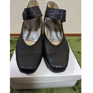 マドラス(madras)のパンプス　 マドラス　  24.5cm 　ブラック　美品(ハイヒール/パンプス)