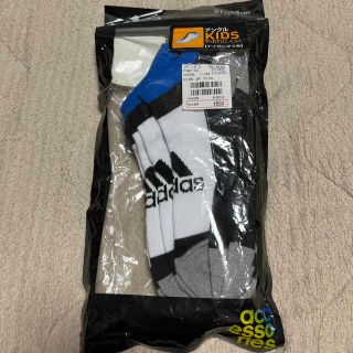 アディダス(adidas)のadidas 靴下　21-23センチ　新品未開封(靴下/タイツ)