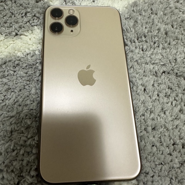 iPhone(アイフォーン)のiPhone11Pro 本体 スマホ/家電/カメラのスマートフォン/携帯電話(スマートフォン本体)の商品写真