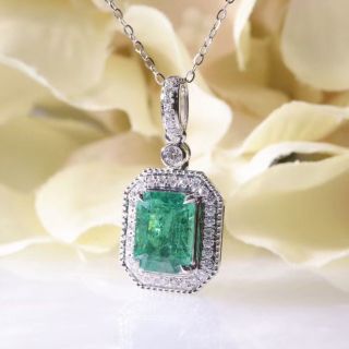 天然 エメラルド ダイヤ ペンダントトップ 1.89ct k18 fの通販 by Rui ...