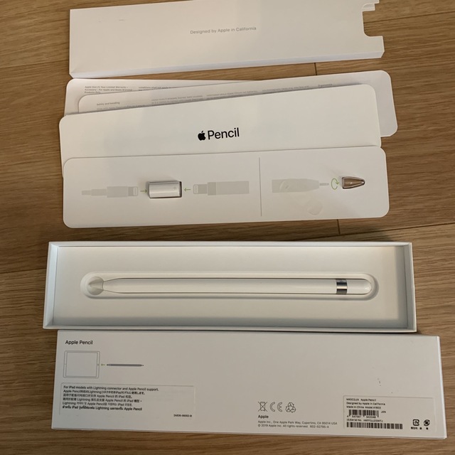 Apple(アップル)のMK0C2J/A Apple Pencil スマホ/家電/カメラのPC/タブレット(その他)の商品写真