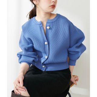 ナチュラルクチュール(natural couture)の大人気完売カラー♪BIGパールポリニットカーディガン(カーディガン)