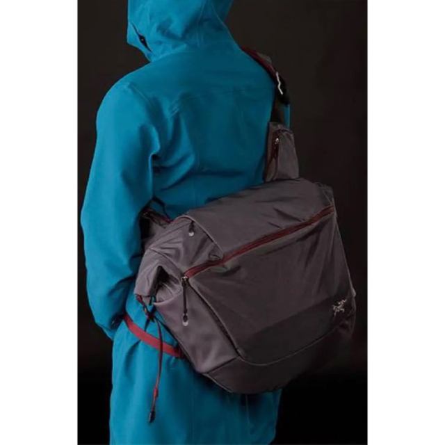 アークテリクス ARC'TERYX ミストラル16 - メッセンジャーバッグ