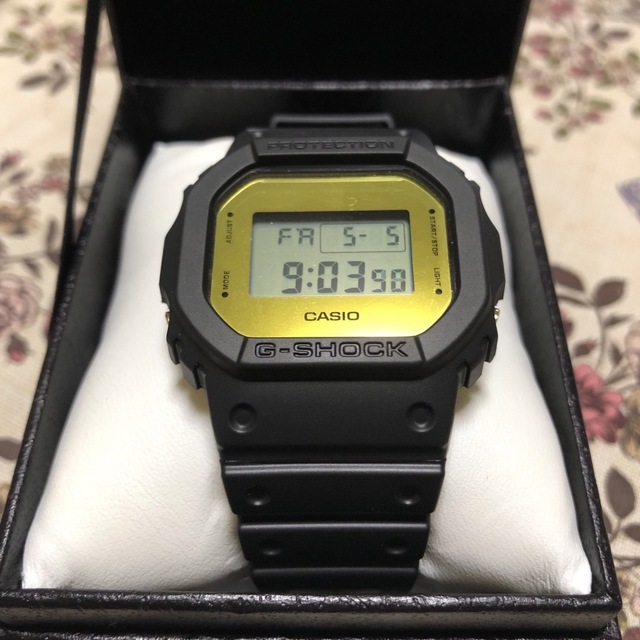 腕時計(デジタル)【新品】CASIO G-SHOCK DW-5600BBカシオ デジタル 腕時計