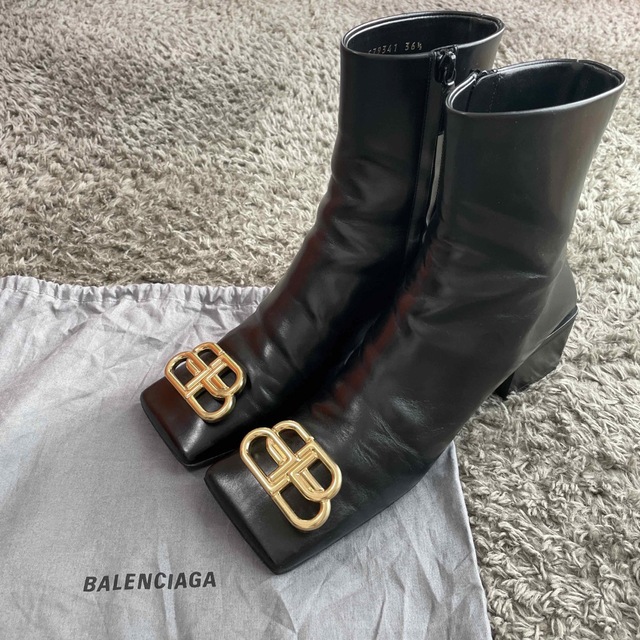 Balenciaga - サイズ23.5cm バレンシアガ BBロゴ レザーショートブーツ 黒 スクエア