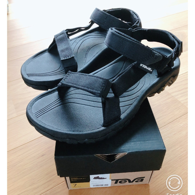 Teva(テバ)の浮島~♪様専用 Teva テバ スポーツサンダル ハリケーン レディースの靴/シューズ(サンダル)の商品写真