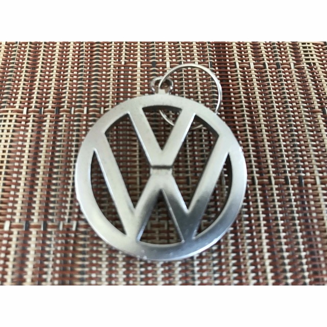 Volkswagen(フォルクスワーゲン)のフォルクスワーゲン　キーホルダー　VWマーク メンズのファッション小物(キーホルダー)の商品写真