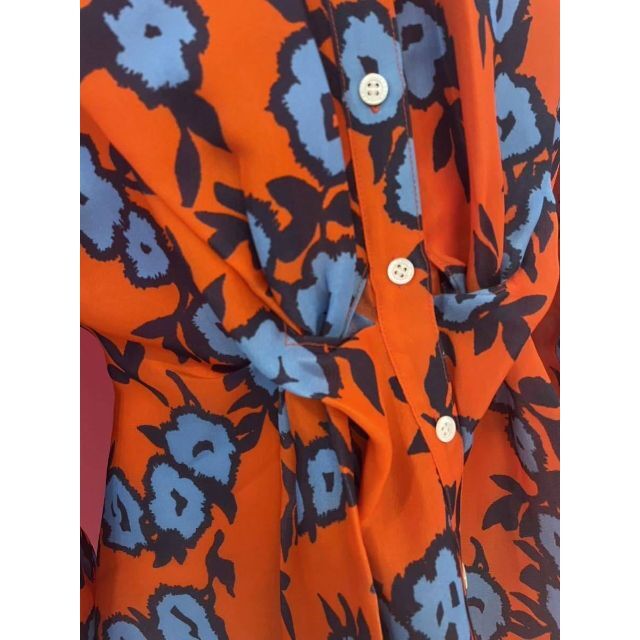 183767 CAROLINA HERRERA キャロライナーヘレナ ブラウス-