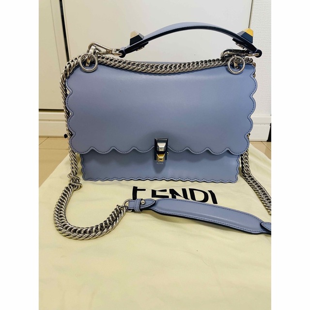 FENDI キャナイ ショルダーバッグ