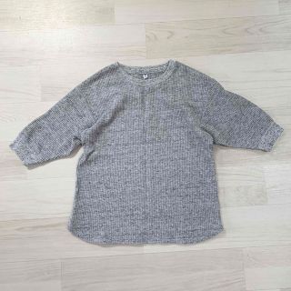 ユニクロ(UNIQLO)のUNIQLOキッズワッフルクルーネックT140グレー(Tシャツ/カットソー)