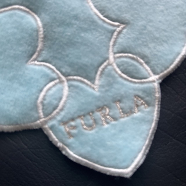 Furla(フルラ)の新品　フルラ　タオルハンカチ レディースのファッション小物(ハンカチ)の商品写真