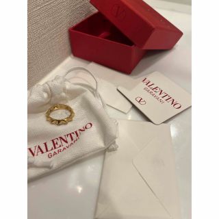 VALENTINO - 今日限定値下げ‼️バレンティノ スタッズ リング の通販 ...