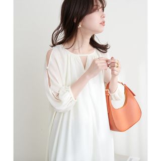 ナチュラルクチュール(natural couture)の【新品未使用】オンライン完売　ワンピース(ロングワンピース/マキシワンピース)