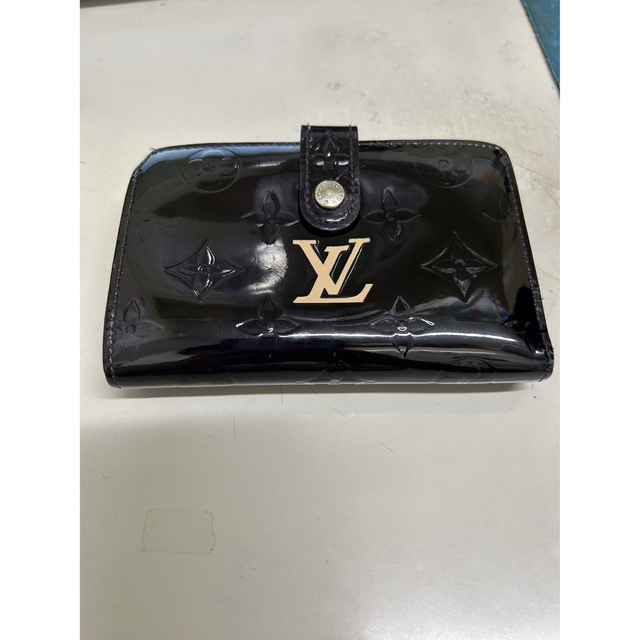 LOUIS VUITTON(ルイヴィトン)の『8月末までの限定お値下げ』ヴィトン がま口財布 レディースのファッション小物(財布)の商品写真