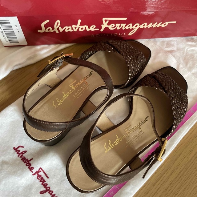 Ferragamo  フェラガモ  サンダル