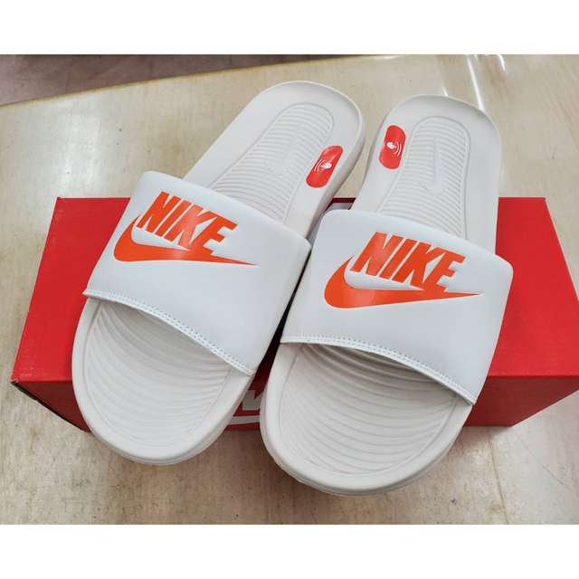 NIKE - NIKEナイキ ビクトリーワンスライド 29.0cm シャワーサンダル